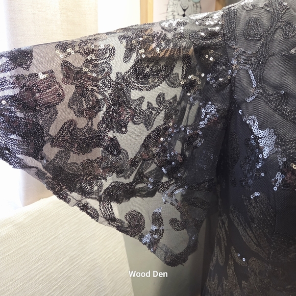 Wear your love 10 Elegant Black sequin  Evening Gown - Picture 7 of 9